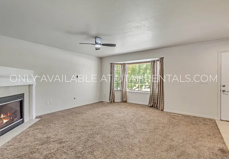 1328 S 1550 E — Photo 1
