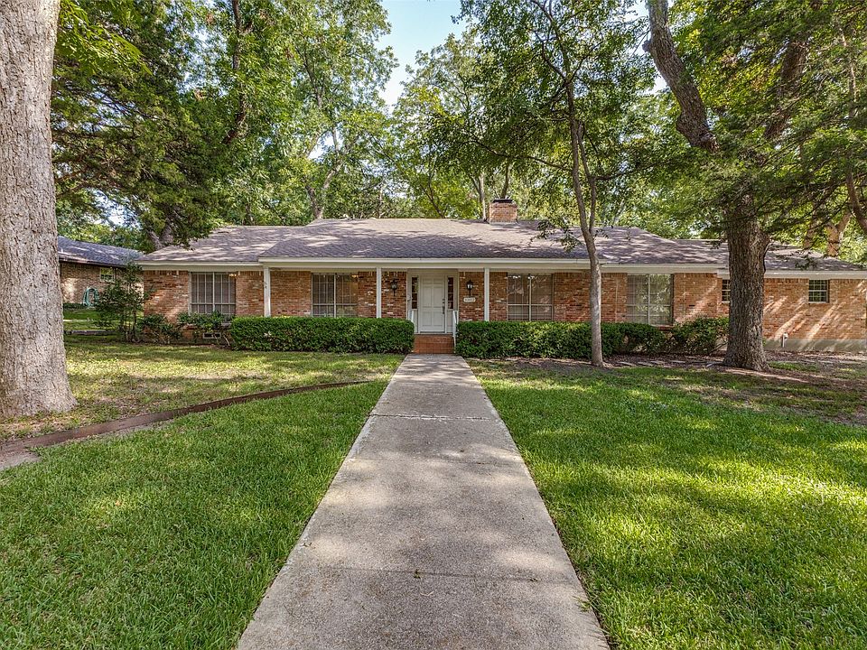 1st image of 10812 Lochspring Dr