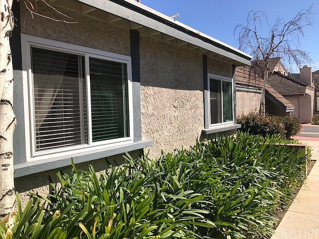 2nd image of 1962 Suntree Ln #B