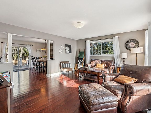 4th image of 16 Berkshire Way