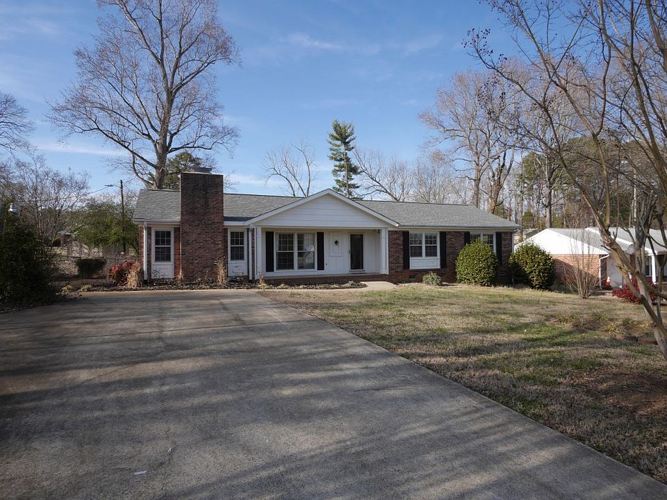1st image of 406 Paradise Cir