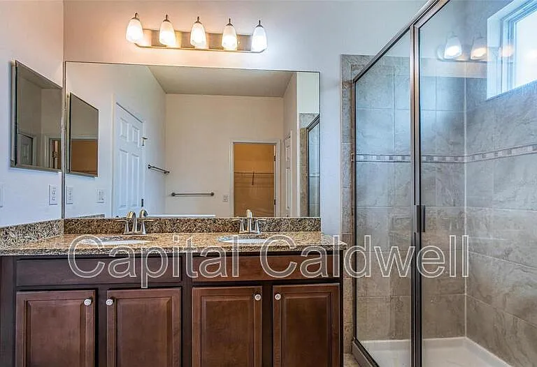 12209 Rambling Stream Dr — Photo 10