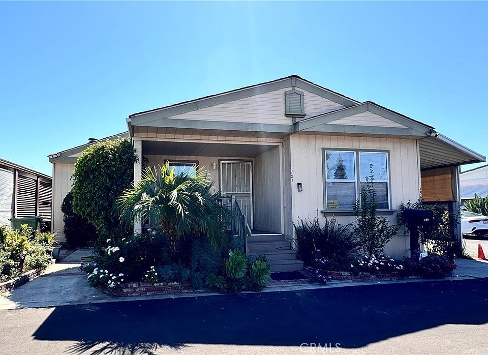 1st image of 15440 Los Olivos St #101