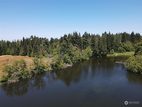 2nd image of 287 Ferne Meadows Lane