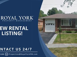 2038 Ambridge Ct #2, Mississauga, ON L5J1S3