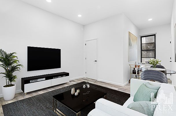 1st image of 1471 1st Ave APT 3B