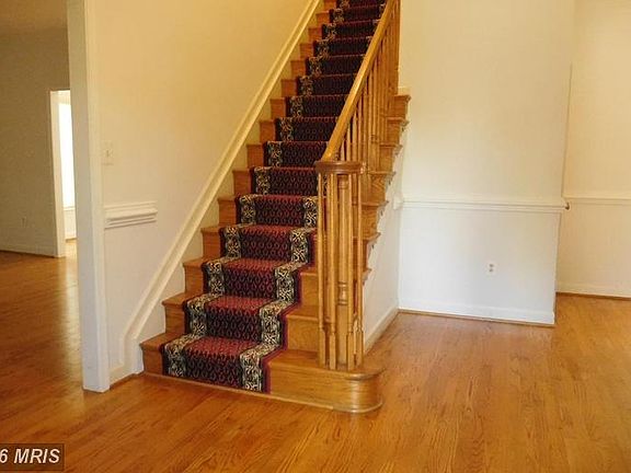 3rd image of 11676 Sandal Wood Ln