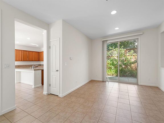 5th image of 2349 George Lane
