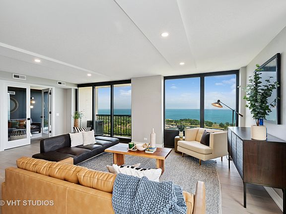 3rd image of 2500 N Lakeview Ave #2601-02
