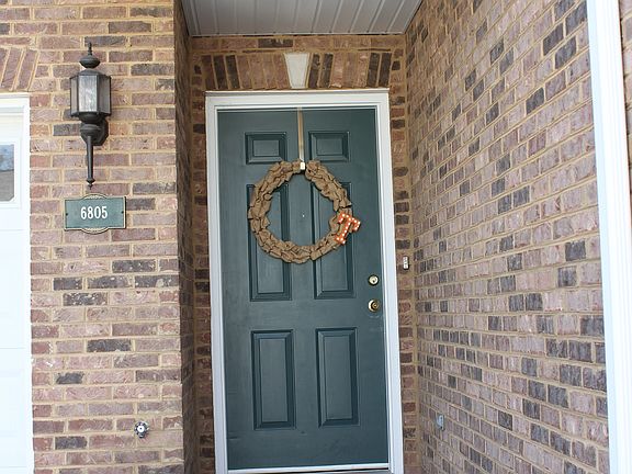 5th image of 6805 La Christa Way