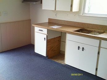 2nd image of 22413 Virginia Ave