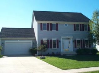 18 Lockerbie Dr, Valparaiso, IN 46385