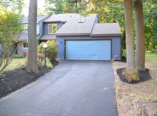 41 Snowberry Rd, Malta, NY 12020