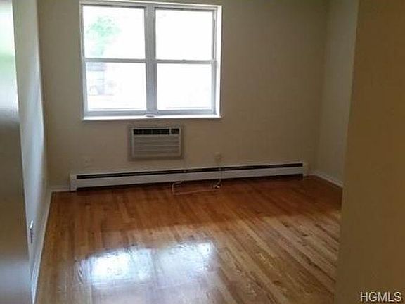 4th image of 221 Kearsing Pkwy APT E