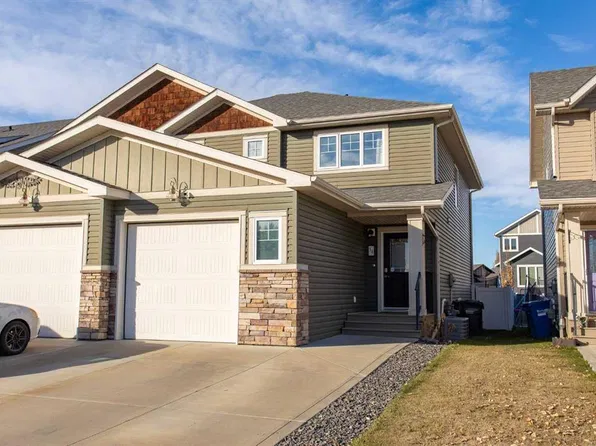 56 S Van Slyke Way, Red Deer, AB T4R 0N4