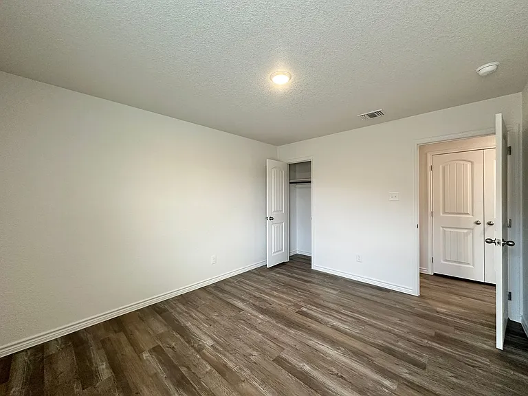 234B Dolphin Dr — Photo 19