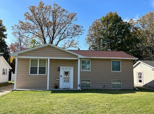 237 Windsor Dr, Elyria, OH 44035