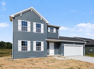 1230 Lockes St, Howell, MI 48843