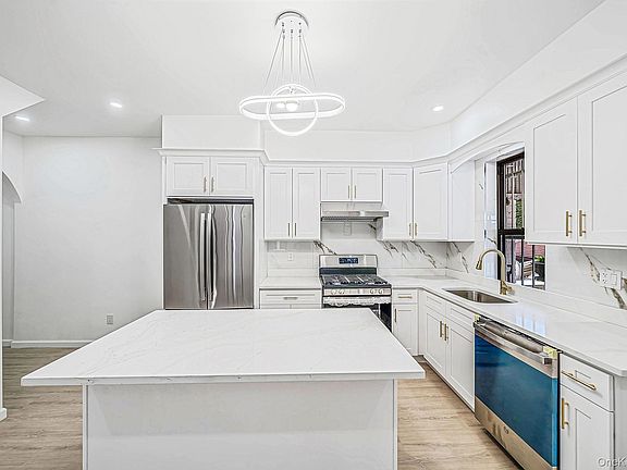 4th image of 53 E 59th Street