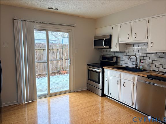 5th image of 7097 Senn Way