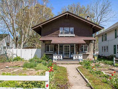 307 E Monroe St Goshen In 46526 Zillow