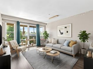 3178 Dayanee Springs Blvd #308, Coquitlam, BC V3E0B9