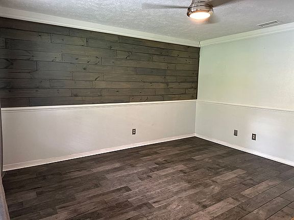 Entry living room