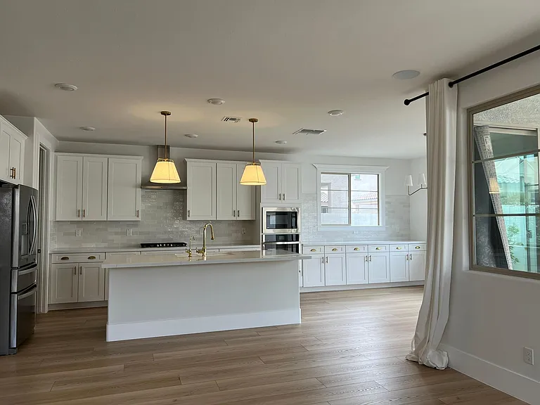 10054 E Tiburon Ave — Photo 9