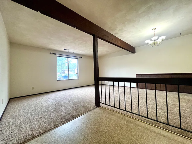 25 Yorkshire Ln #3 — Photo 2