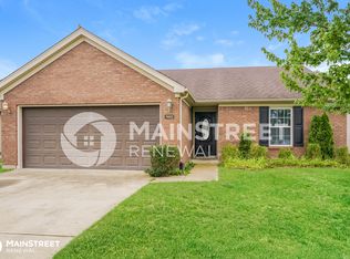 9833 Brooks Bend Rd, Louisville, KY 40258