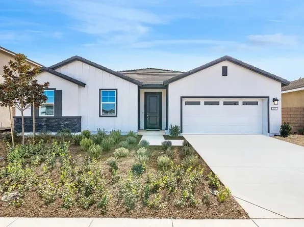 315 Grand Sky Rd, Perris, CA 92570