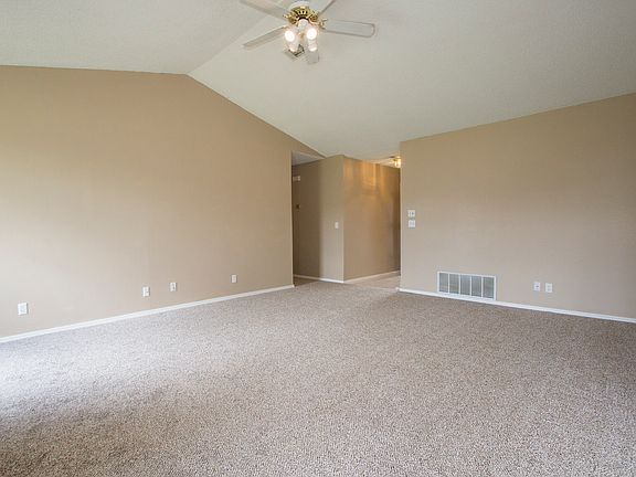 Ceiling fan in family room