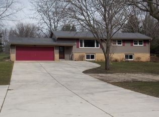 W932 Miramar Rd, East Troy, WI 53120