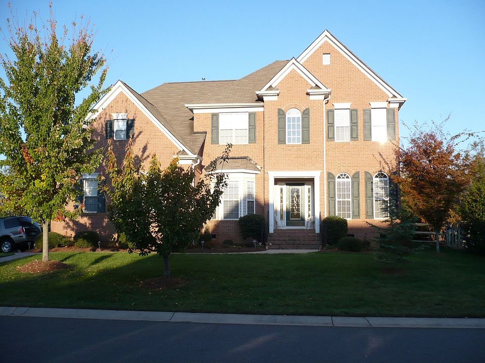 Front view from street