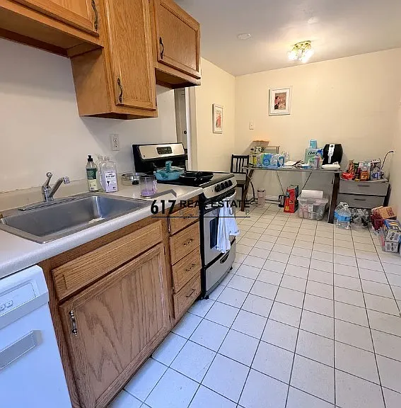 216-2 Freeman St — Photo 5