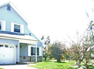 27 Hamilton St, Logan Township, NJ 08085