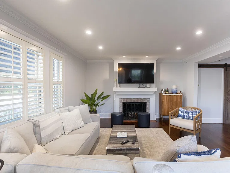 8310 Ventnor Ave — Photo 7