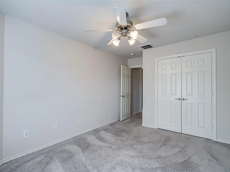 15103 Petal Rose Ct — Photo 27