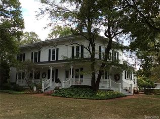 2240 Eager Rd, Howell, MI 48855