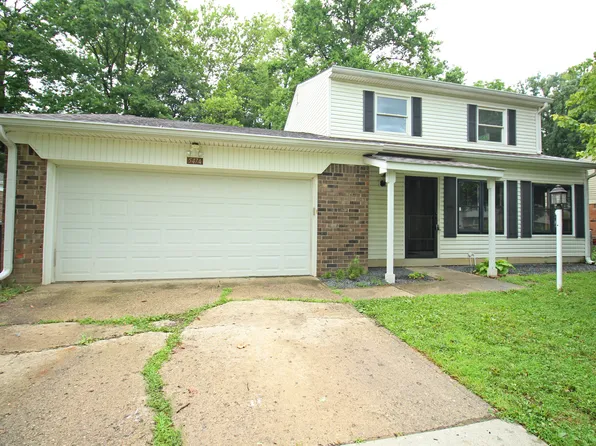 5474 Sleet Dr, Indianapolis, IN 46237