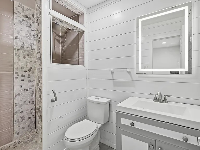 417 Niagara Falls Dr — Photo 28
