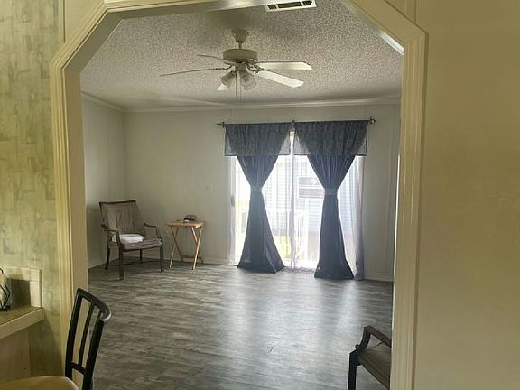 5th image of 95 Coleman St #95