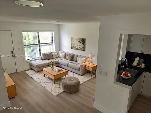 2735 W 66th St #2123 Photo 1