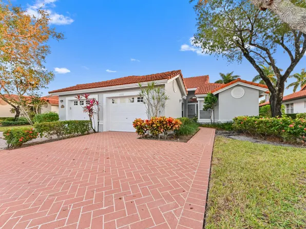 7192 Summer Tree Dr, Boynton Beach, FL 33437