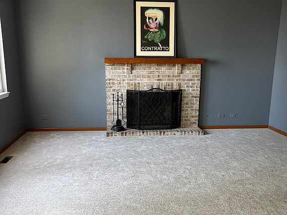 3rd image of 619 W Galeton Dr
