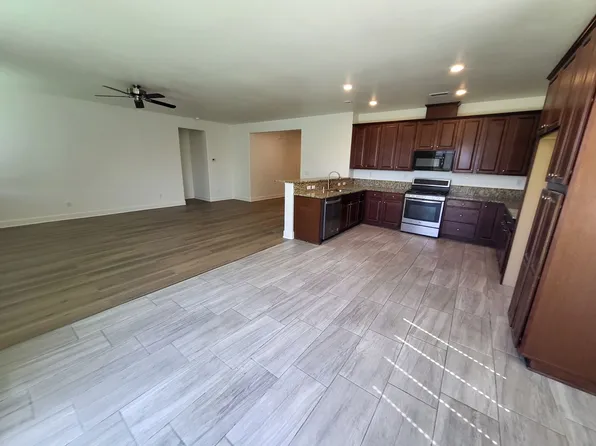 1147 Lahontan Dr, Carson City, NV 89701