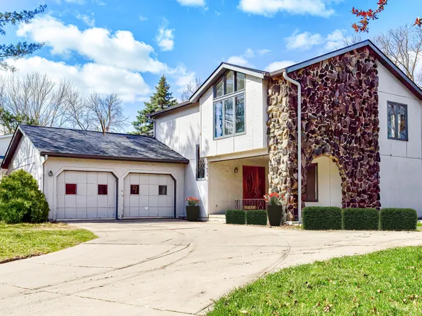 1636 Johnson St, Ames, IA 50010