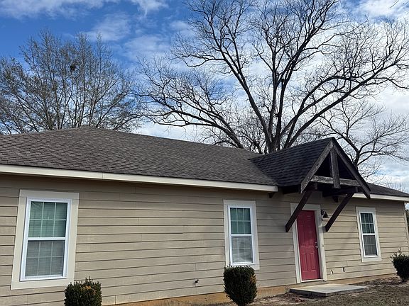 2nd image of 749 Old Toomsboro Rd #755