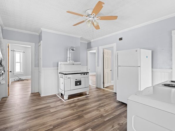 manchester-new-hampshire-74303983 picture