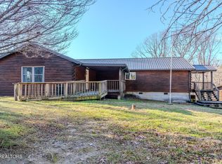 133 Hickory Flats Rd, Harriman, TN 37748